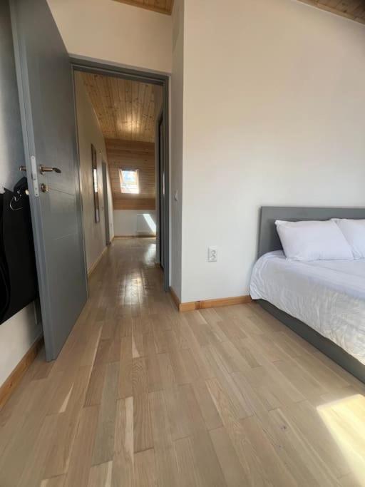 New 2-bedroom Flat Area